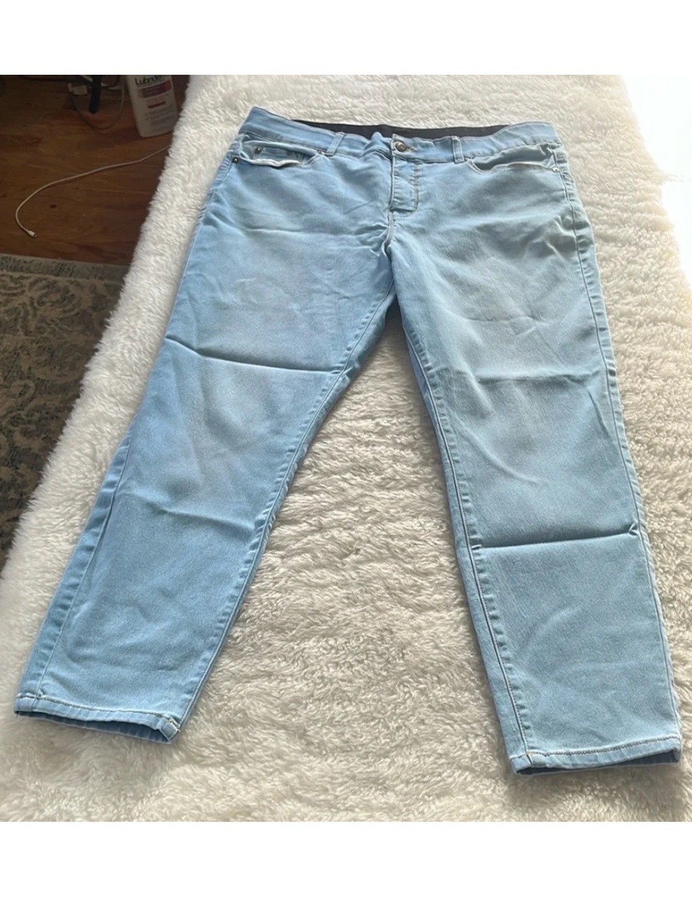 Tribal ankle jegging light wash 5 pocket zip and button front size 14